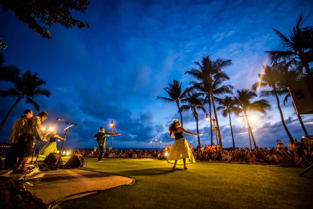 Hawaiian hula dance at Waikiki beach1132384559 hateii hawiia hawaii. hawaiii hawiaii hwaii hawaai hawall hawii hawwai hawwaii hawwii hiwaii haiwaii hawia hawwi